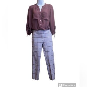 New York & Company blouse and cropped pants Size S/6 mauve and purple